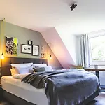 Hotel Boutique Landhauszeit 4*