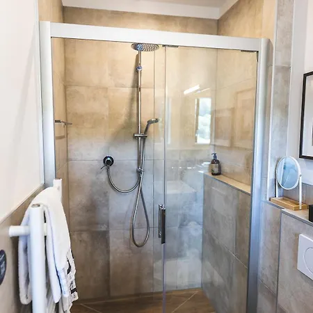 Hotel Boutique Landhauszeit 3*